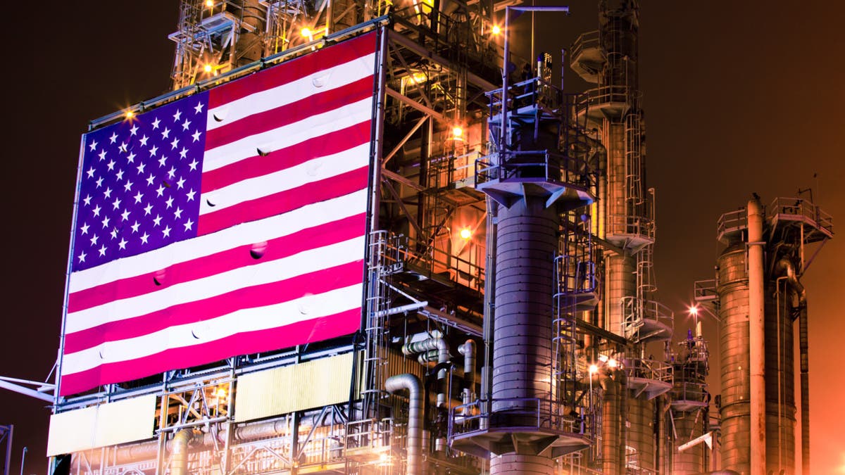 أميركا-تتوقع-نمو-إنتاجها-النفطي-إلى-11.92-مليون-برميل-يوميا-في-2022