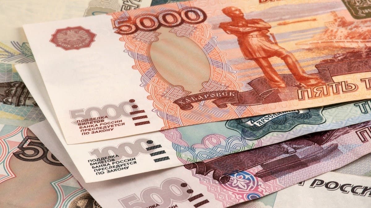 الروبل-الروسي-يسجل-مستويات-مرتفعة-جديدة-مقابل-الدولار-واليورو