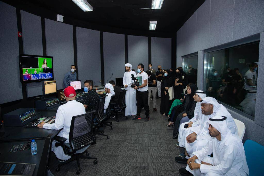 «أبوظبي-للإعلام»-وجامعة-الإمارات-يبحثان-سبل-بناء-جيل-من-الإعلاميين-الإماراتيين