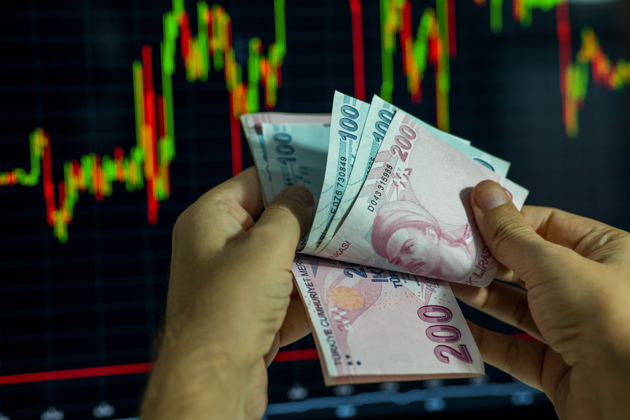 التحقيق مع رئيس مجموعة بحثية قدرت التضخم بمثلي المعدل الرسمي في تركيا    