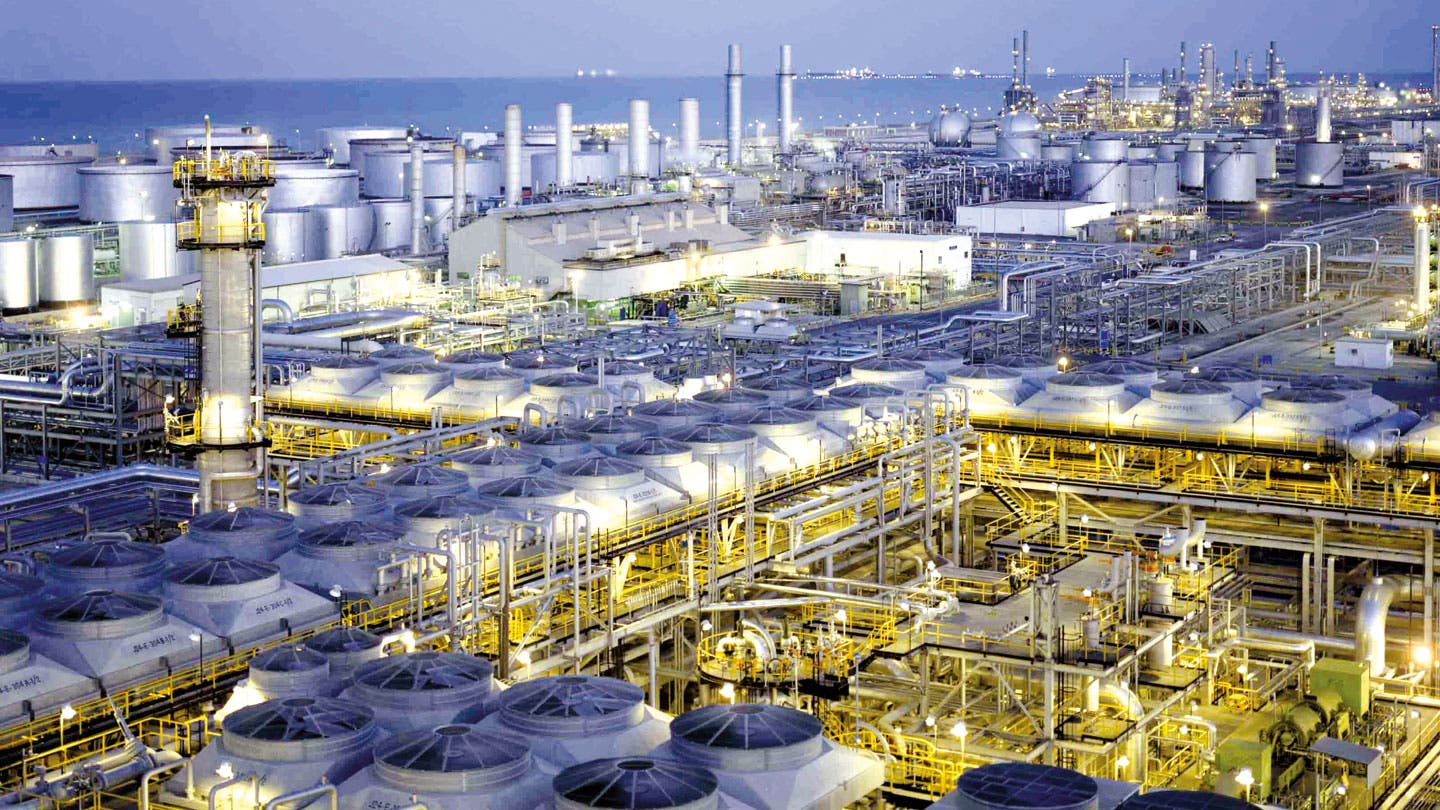 الأهلي المالية: قطاع البتروكيماويات السعودي يواجه مزيجاً من التحديات والفرص