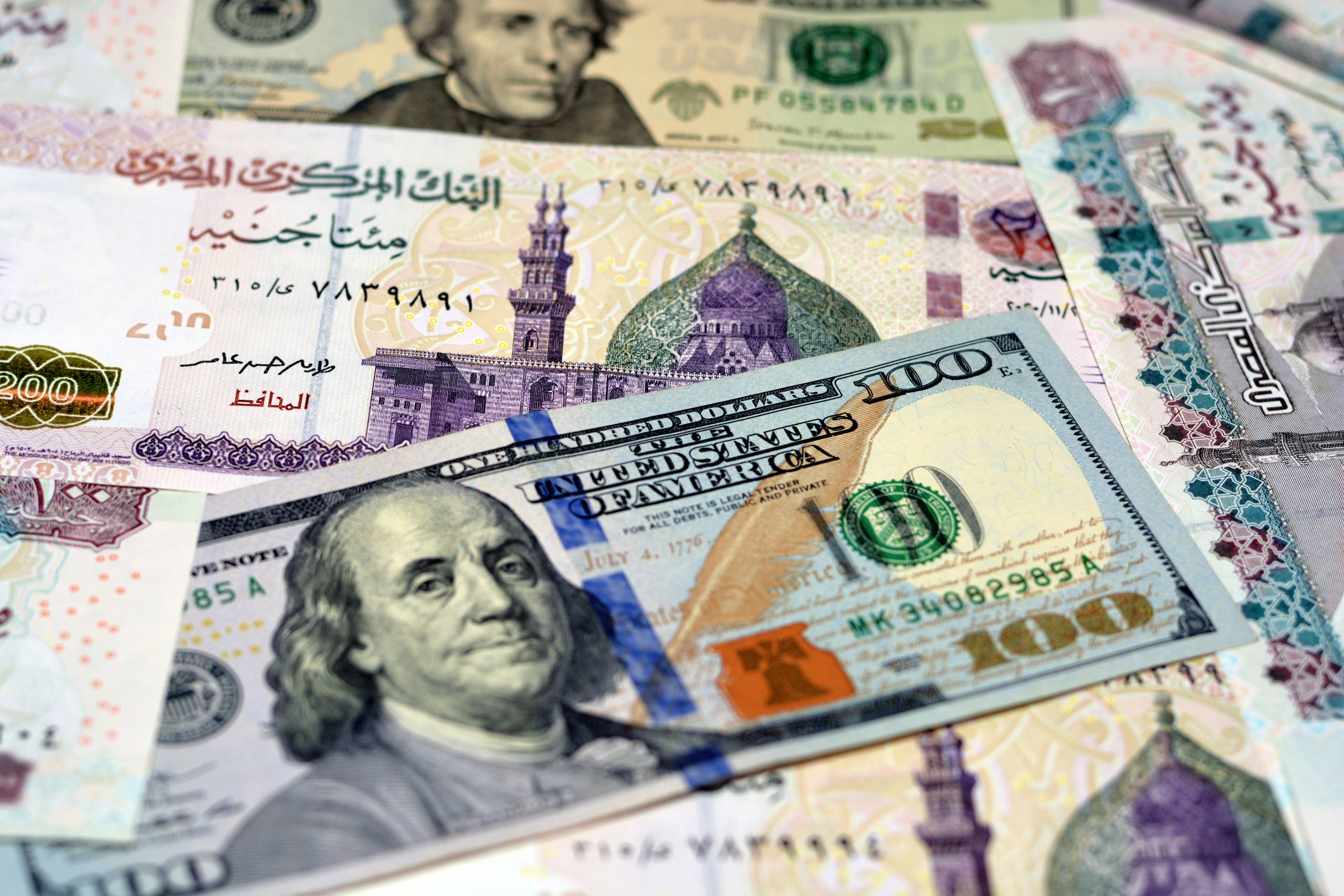 سعر الدولار في مصر يعود لتسجيل مستويات جديدة مقابل الجنيه