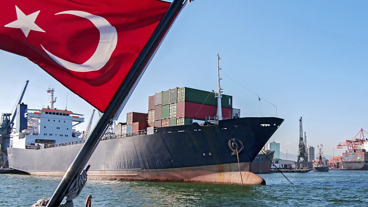 عجز-تجارة-تركيا-يرتفع-143%-في-النصف-الأول-إلى-51.4-مليار-دولار