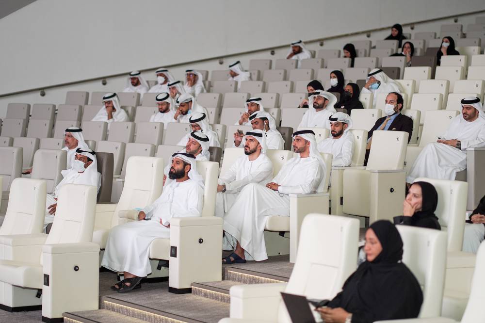 ملتقى-الموارد-البشرية-يناقش-نظام-التعلّم-لحكومة-دبي