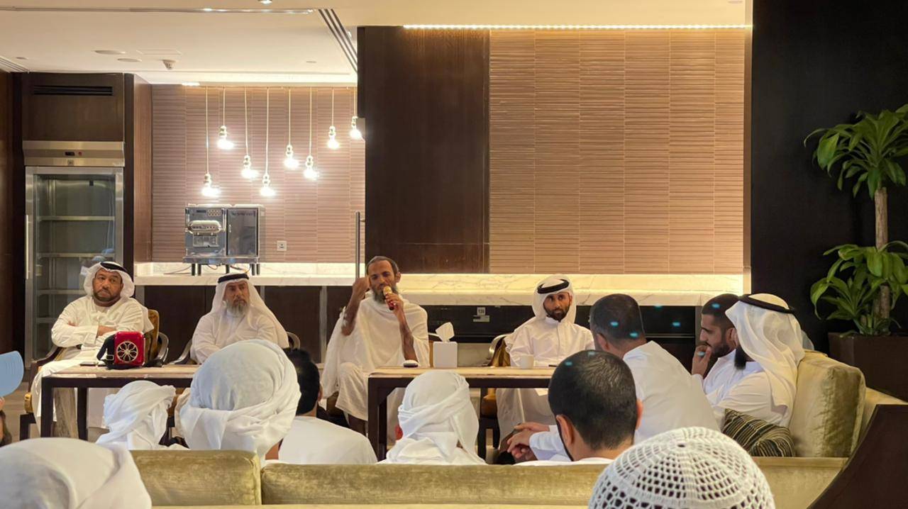 بعثة-الحج-لحكومة-دبي-تقدم-محاضرات-وعظية-في-مكة