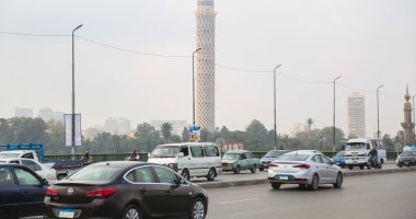 النشرة-المرورية.-انتظام-حركة-السيارات-على-الطرق-الرئيسية-فى-القاهرة-والجيزة