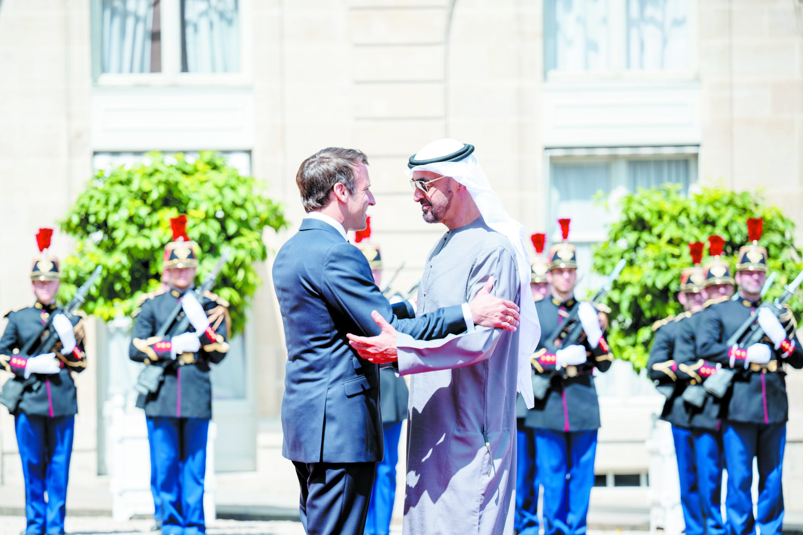 محمد-بن-زايد:-علاقات-الصداقة-بين-الإمارات-وفرنسا-قوية-وراسخة