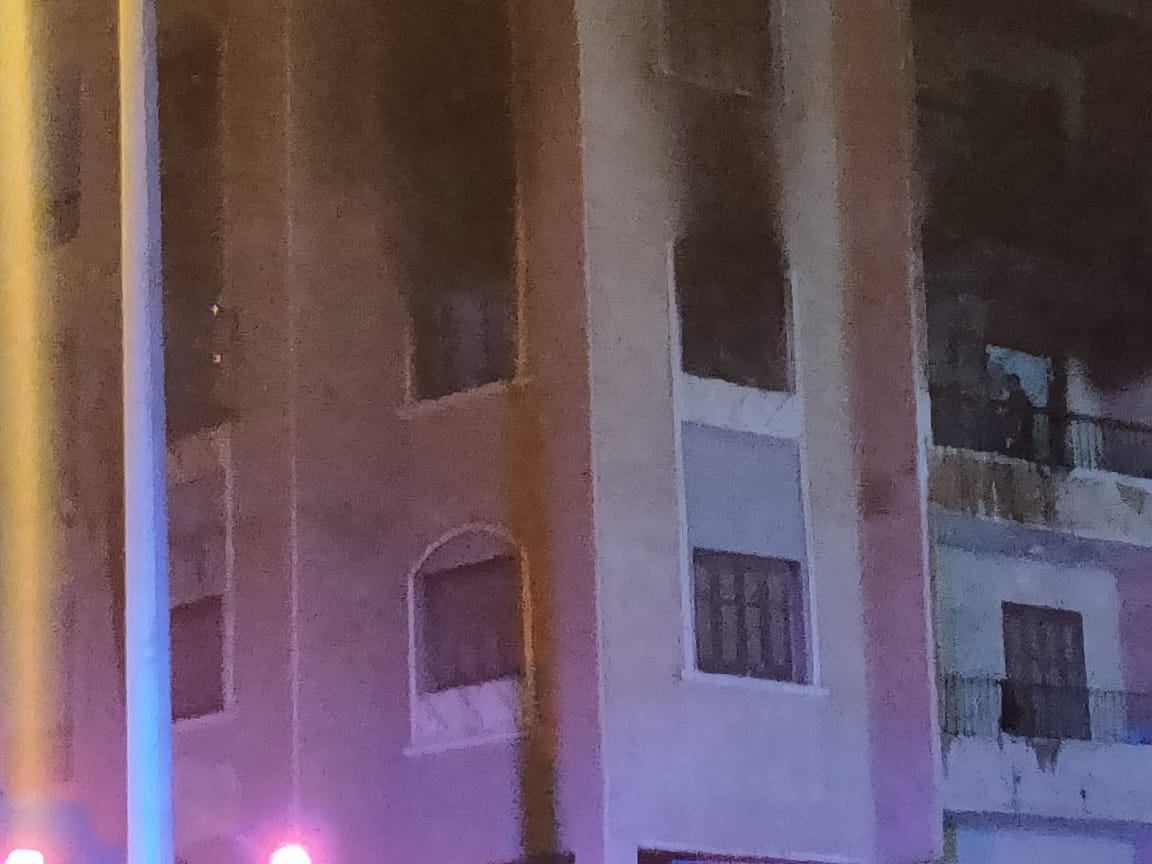 حريق داخل شقة سكنية في مدينة بدر (2)