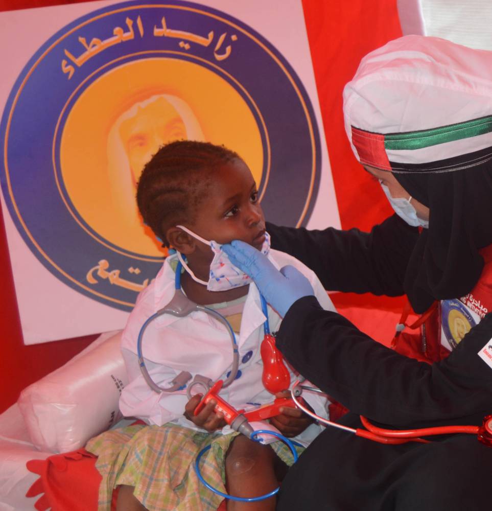 «أطباء-الإمارات»-يستقطب-آلاف-المتطوعين-الصحيين