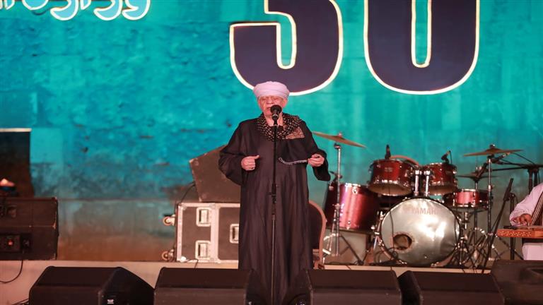 ياسين-التهامي-“يُسلطن”-جمهوره-بمهرجان-القلعة-الدولي-للموسيقى-والغناء-(صور)