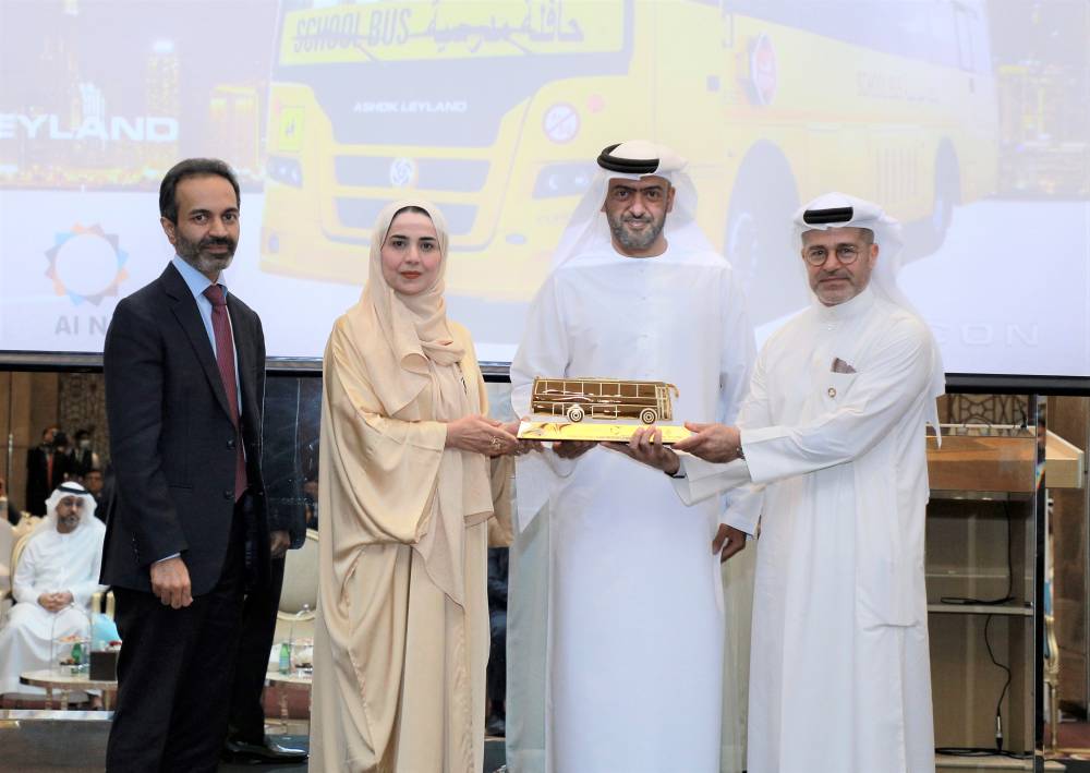 «مواصلات-الإمارات»-تحتفل-بشراء-814-حافلة-مدرسية