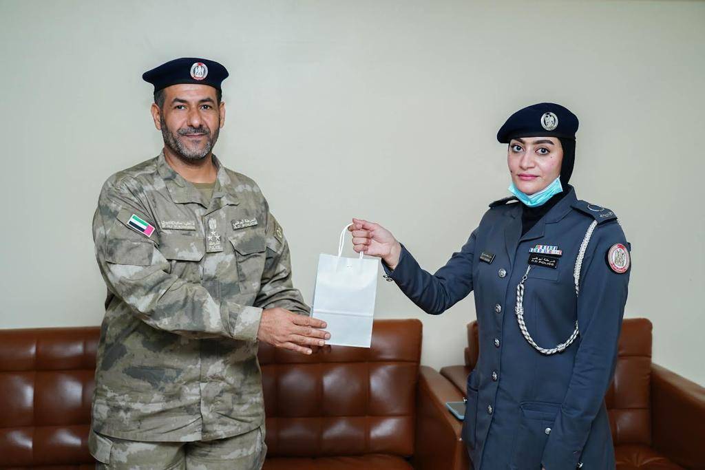 شرطة-أبوظبي-تكرّم-المتميزات-في-الاحتفال-بيوم-المرأة