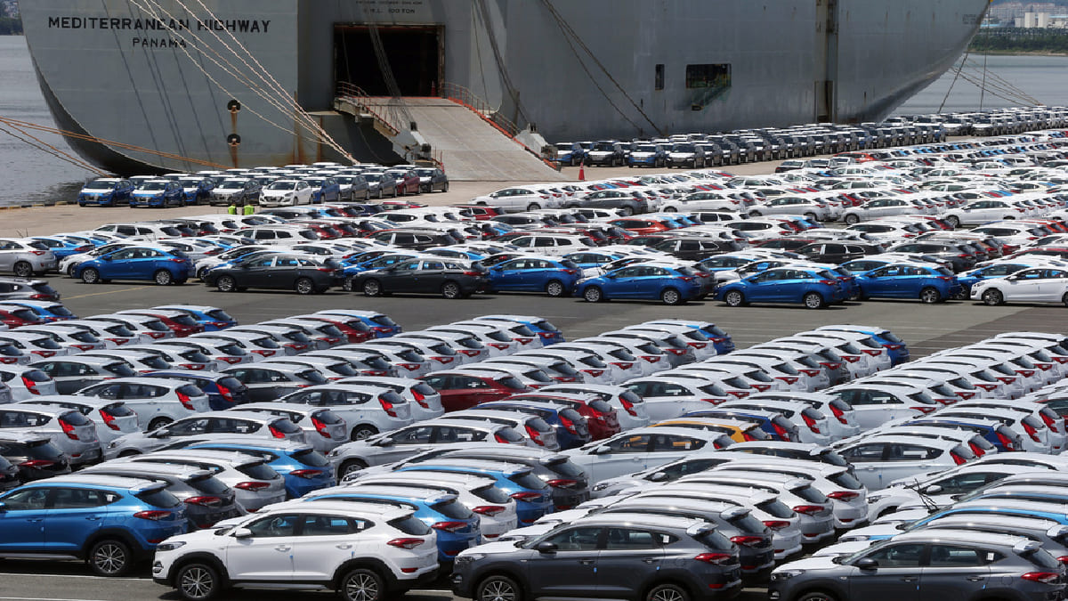 حجوزات-السيارات-المستوردة-بكوريا-الجنوبية-ترتفع-لأكثر-من-3-ملايين-وحدة