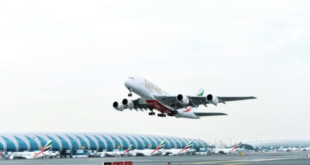 طيران-الإمارات-تُعيد-إلى-الخدمة-أول-طائرة-a380-بعد-تحديثها