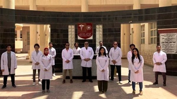 فريق-طبي-بجامعة-حلوان-ينجح-في-استئصال-ورم-سرطاني-من-المرئ-بالمنظار