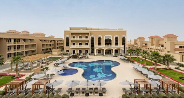 فنادق-راديسون-تنال-4-جوائز-في-منتدى-رواد-الصناعة-الفندقية-في-السعودية