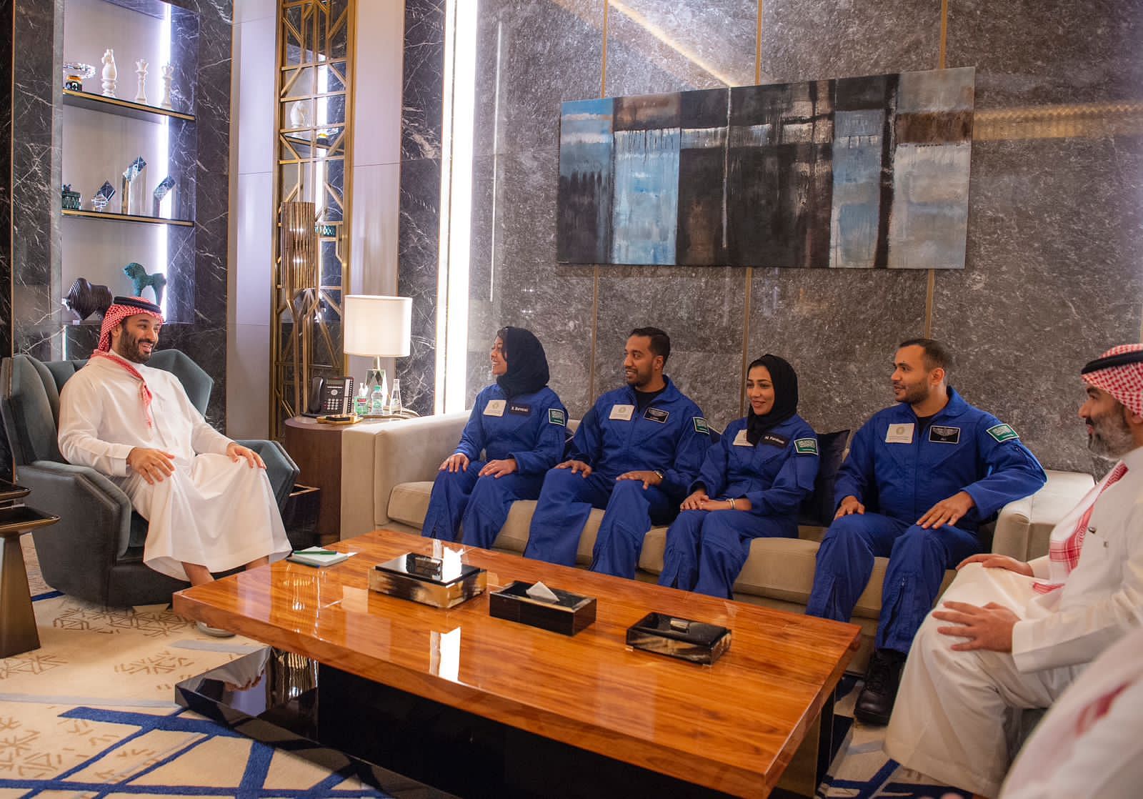 ولي العهد‬⁩ يستقبل طاقم رواد الفضاء السعوديين