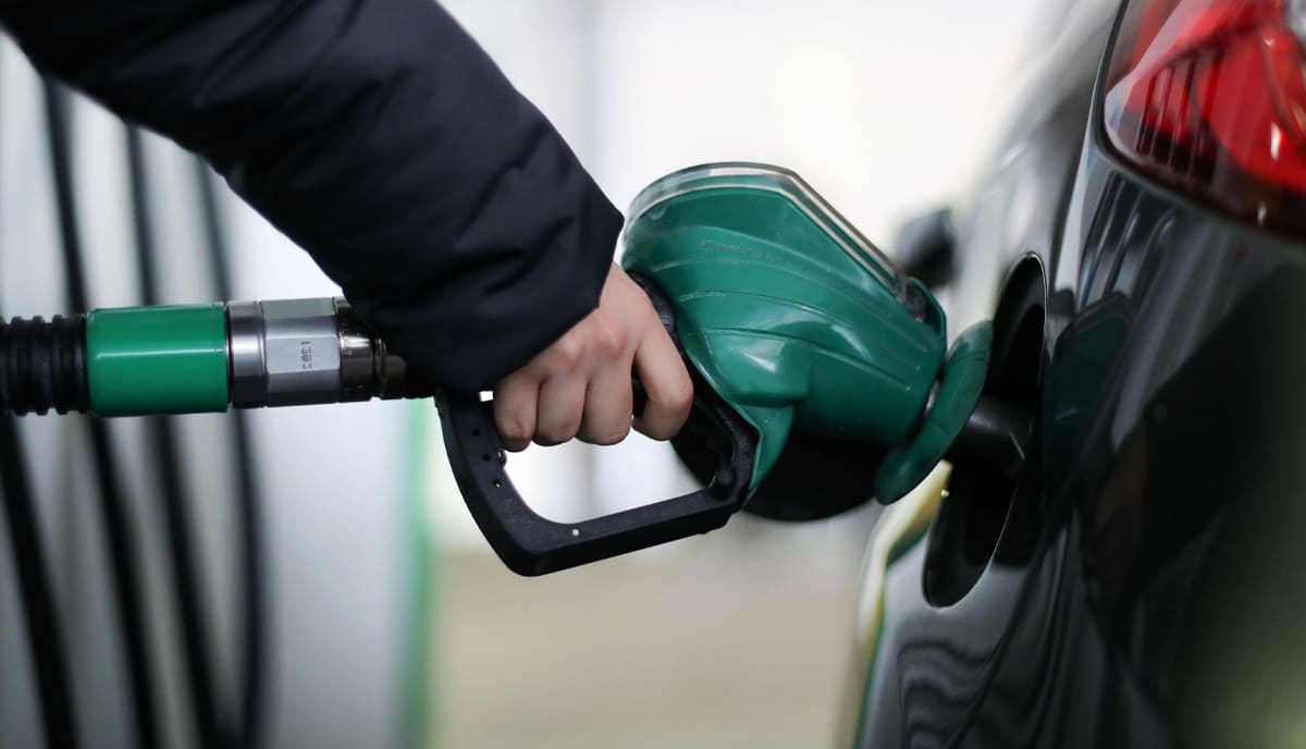 رسميًا.-تثبيت-أسعار-البنزين-ورفع-سعر-السولار-–-مايو-2023