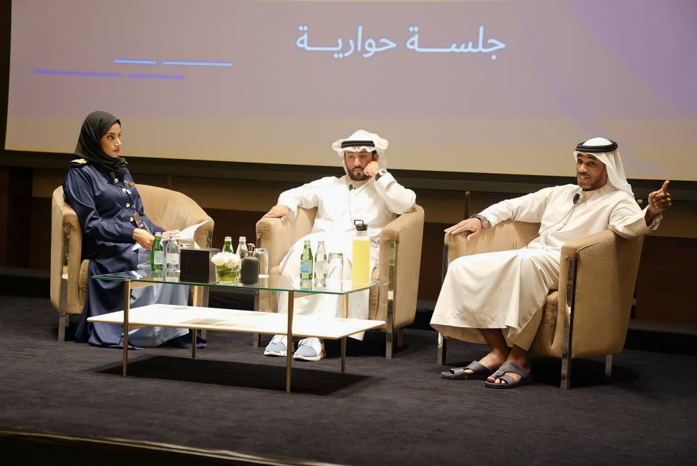 «جمارك-دبي»-توصي-الشباب-باستدامة-الابتكار-واستشراف-المستقبل