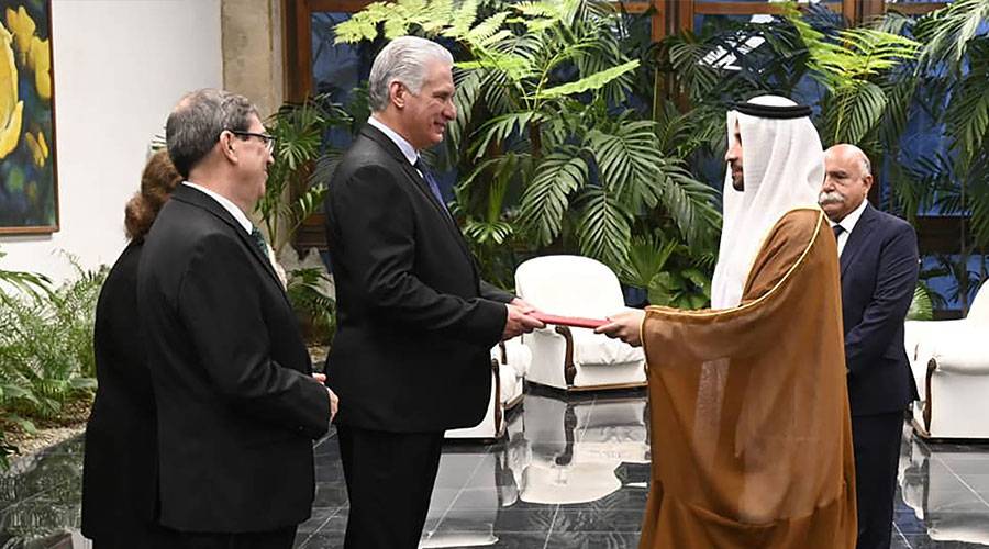 سفير-الإمارات-يقدم-أوراق-اعتماده-إلى-الرئيس-الكوبي