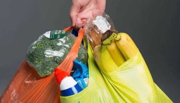 بلدية-أم-القيوين-تحظر-استخدام-الأكياس-البلاستيكية-ذات-الاستخدام-الواحد