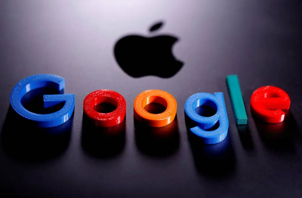 «أبل»-و«غوغل»-تبحثان-تشغيل-ميزات-الذكاء-الاصطناعي-للآيفون-بواسطة-«جيميني»