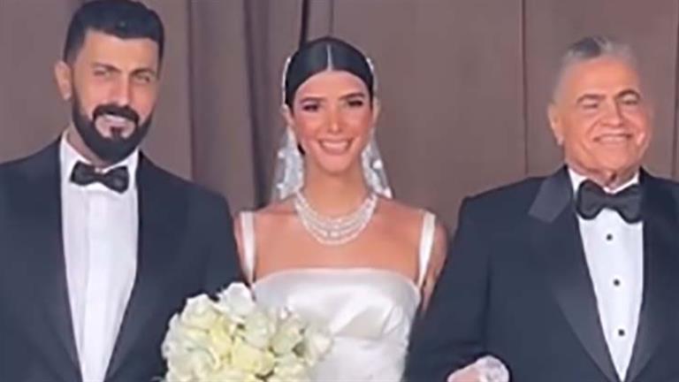 محمد-سامي-رفقة-شقيقته-ريم-في-حفل-زفافها
