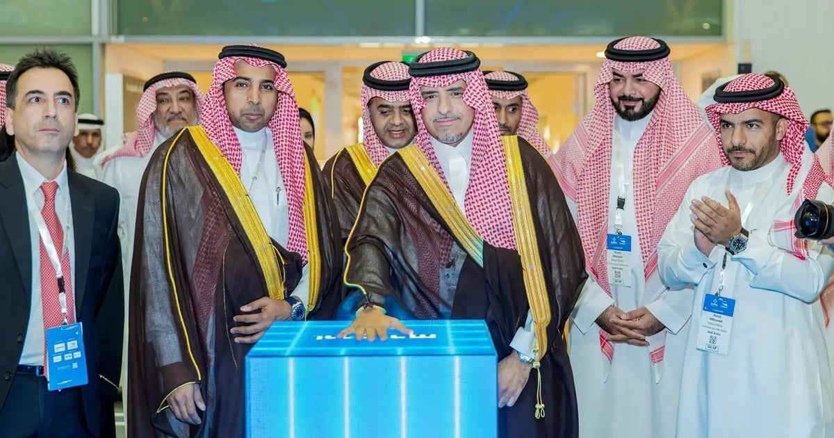 في-نسخته-الثالثة-بالرياض.-“الإدريسي”-يفتتح-معرض-المطار-السعودي-2024